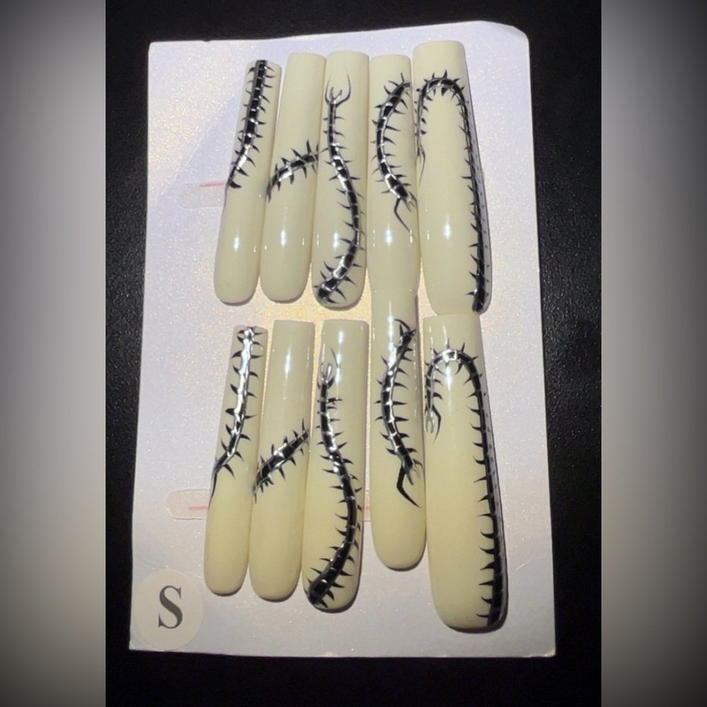 Long Cream and Black Stitched Press on Nail Set